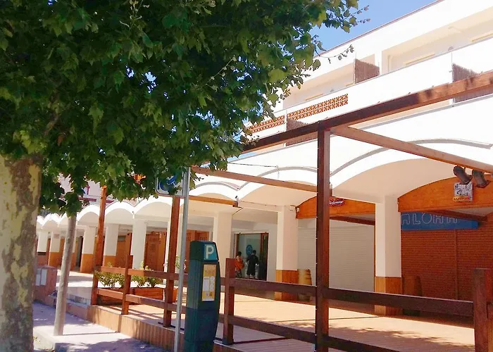 No 5 * Empuriabrava